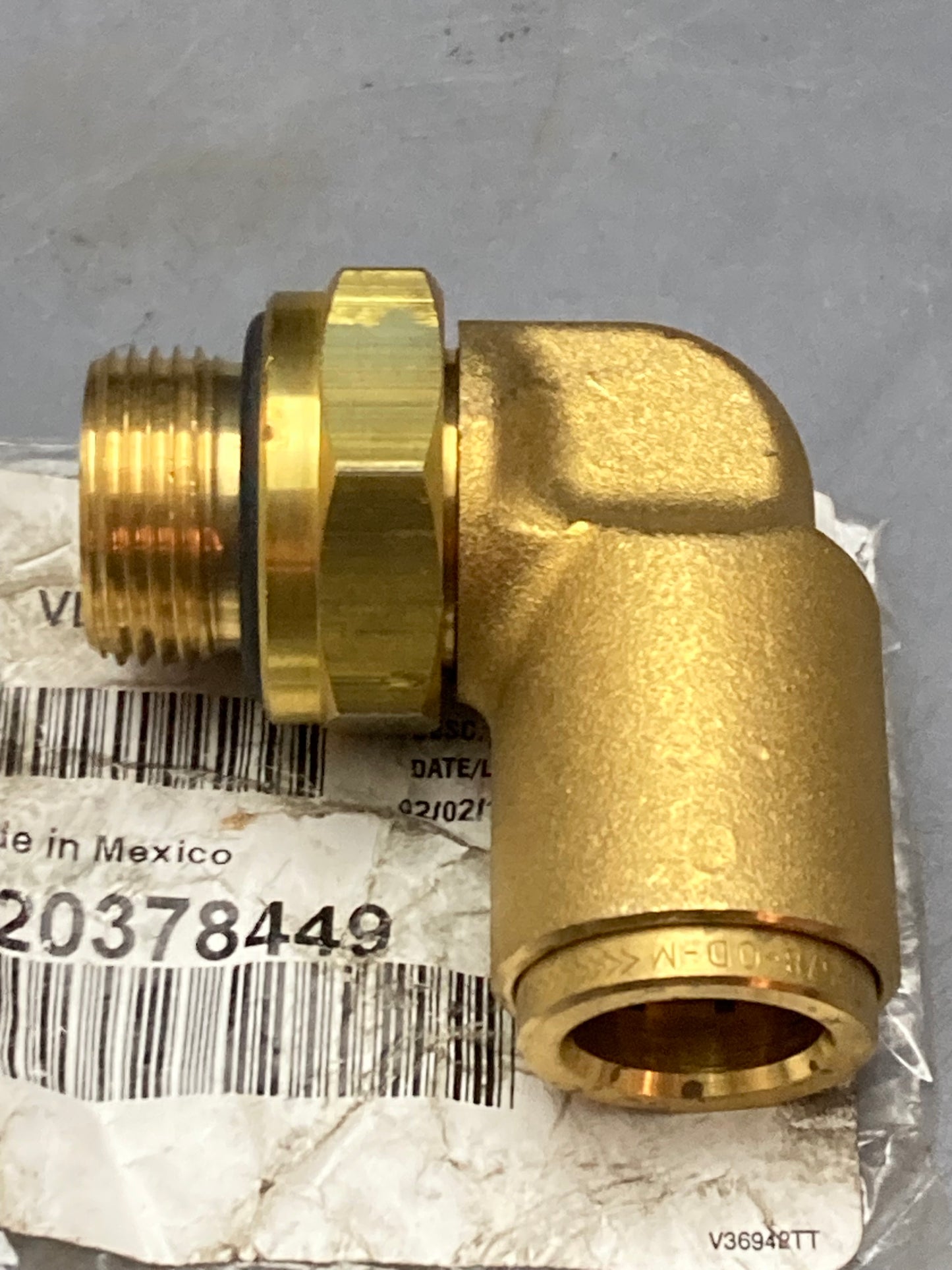 New Genuine Volvo 20378449 PLC Male Elbow Fitting