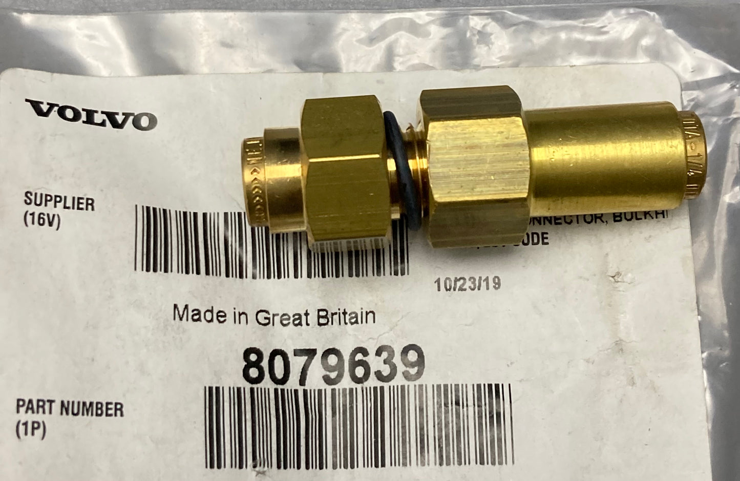 New Genuine Volvo 8079639 Bulkhead Connector