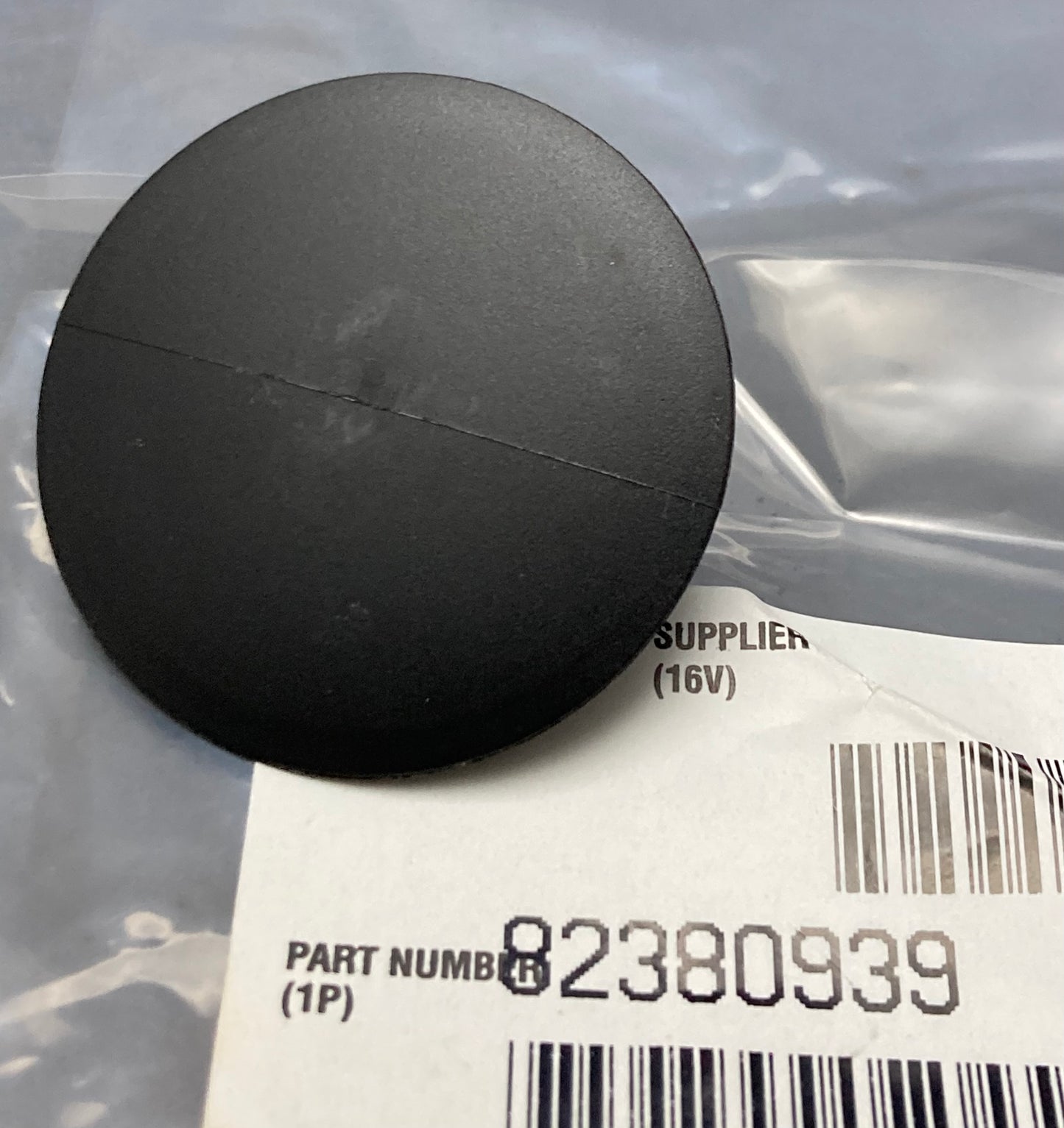 Qty 8 New Replaces Volvo 82380939 Retainers