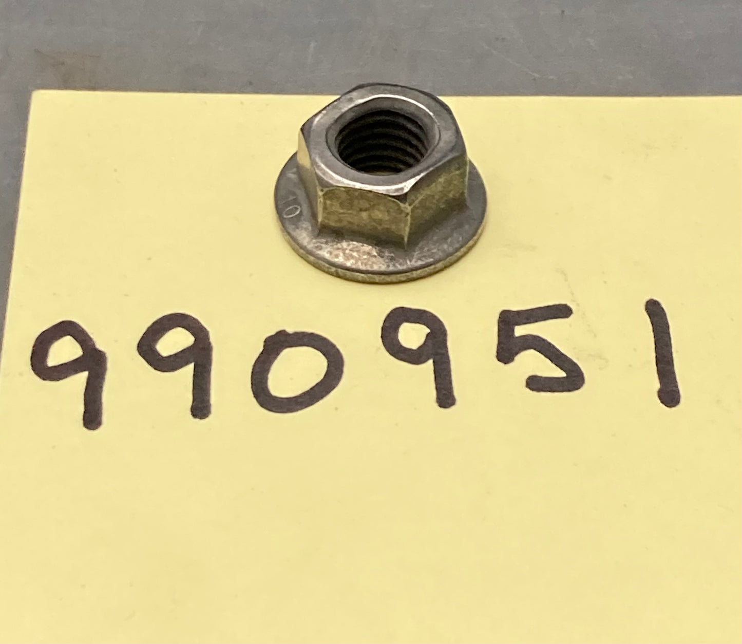 New Replaces Volvo 990951 Flange Nut