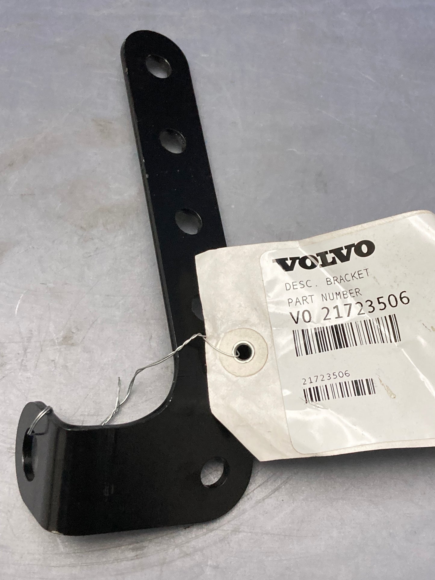 New Genuine Volvo VO 21723506 Bracket