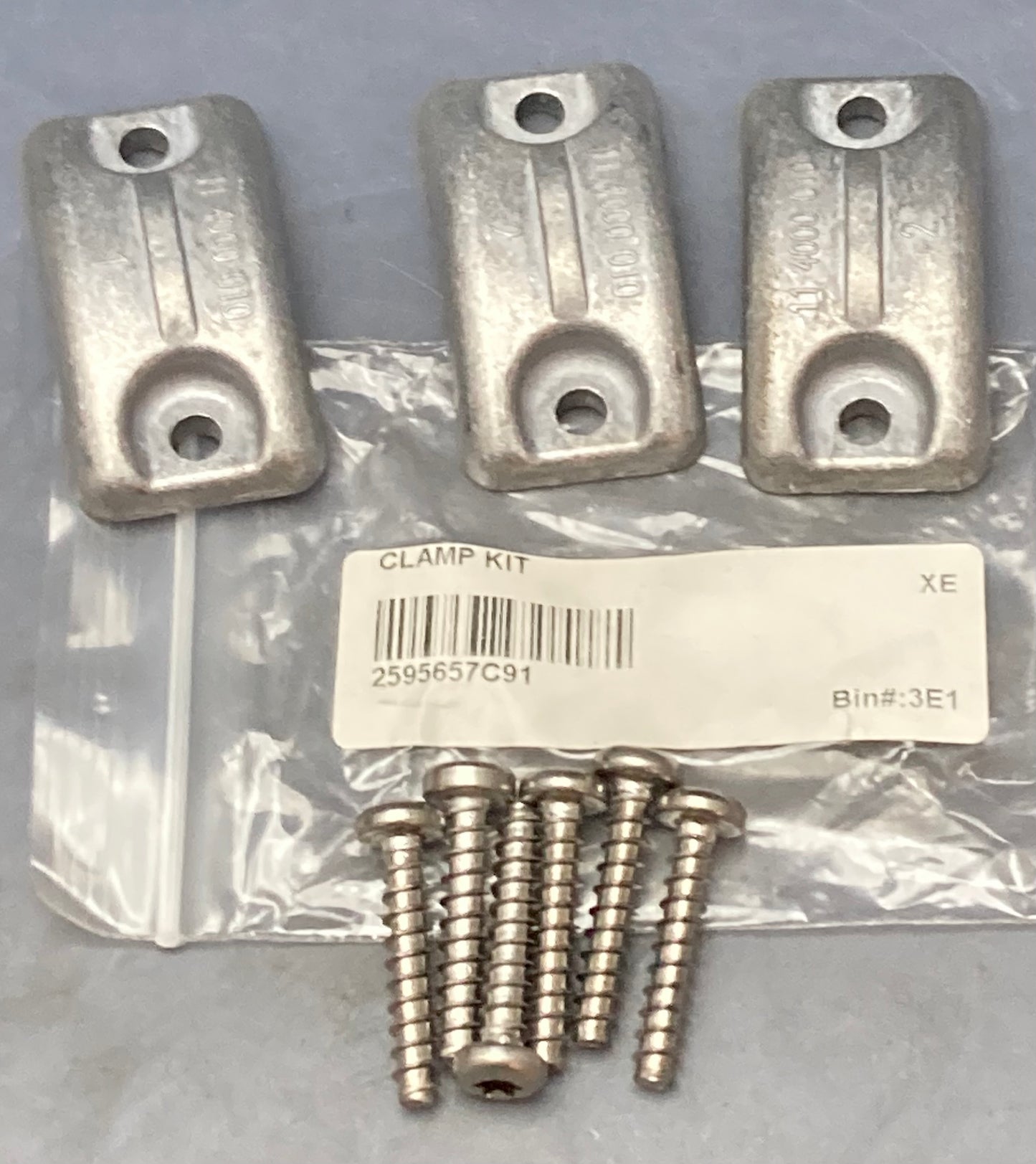 New Replaces International 2595657C91 Clamp Kit