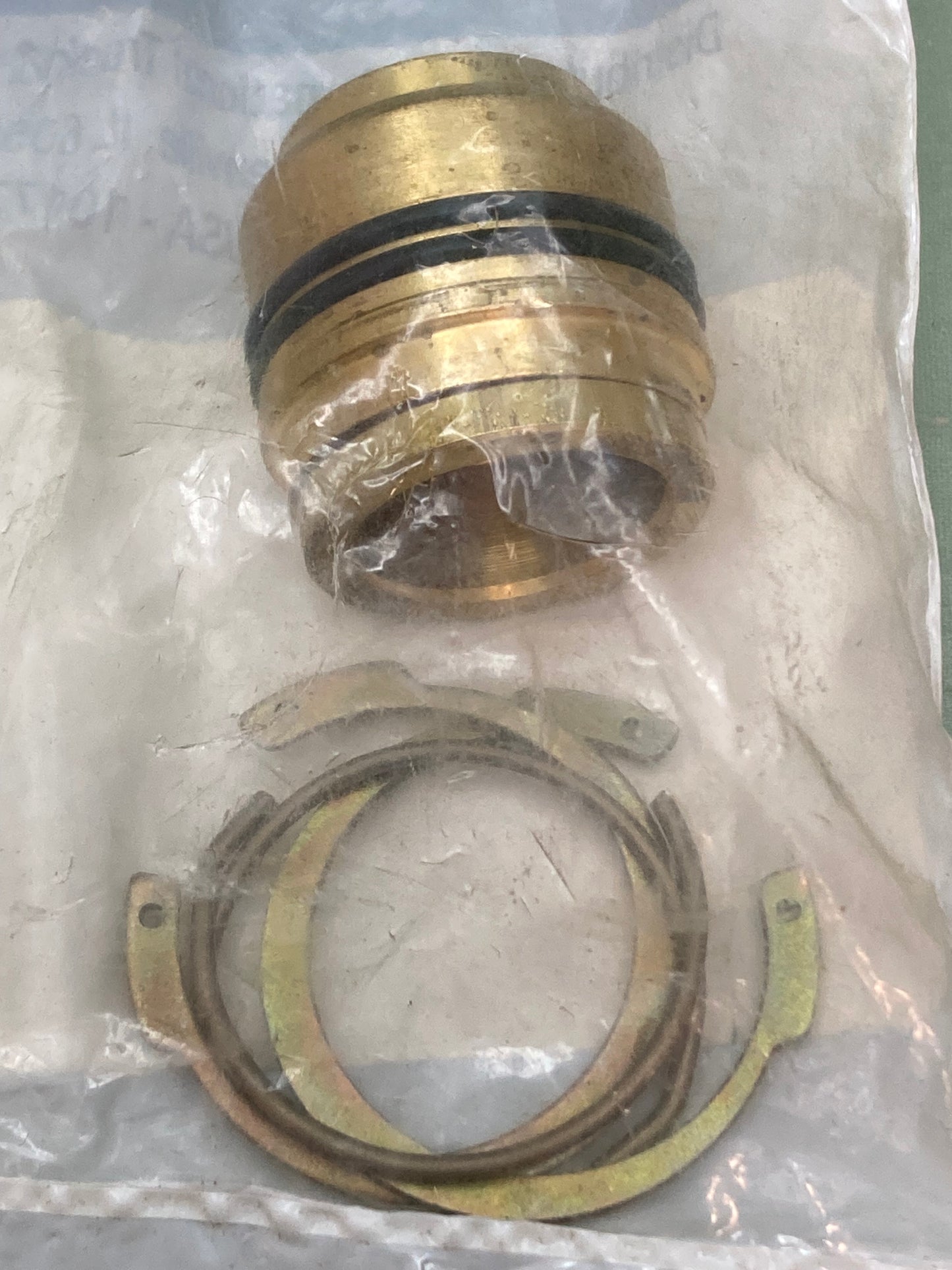 New Genuine International 2588111C91 Air Brake Control Valve