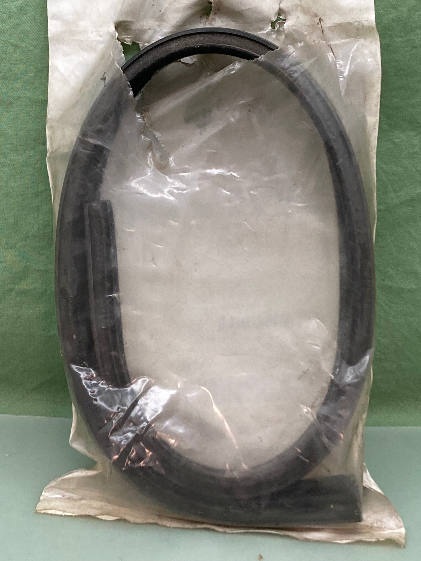 New Genuine International 3513548C1 Seal Door Glass Inner Lh