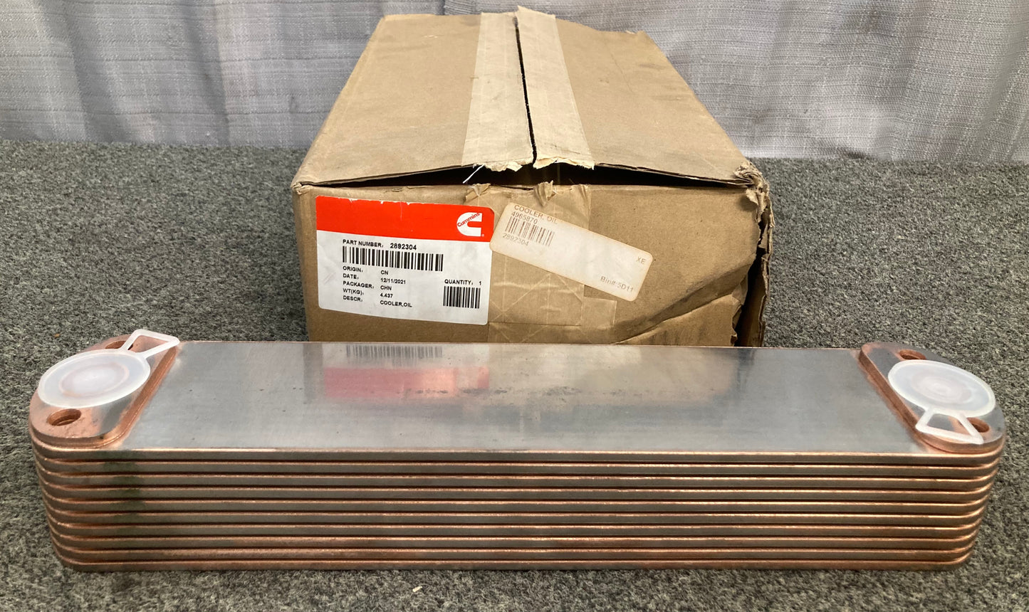 New Genuine Cummins 2892304 Cooler, Oil