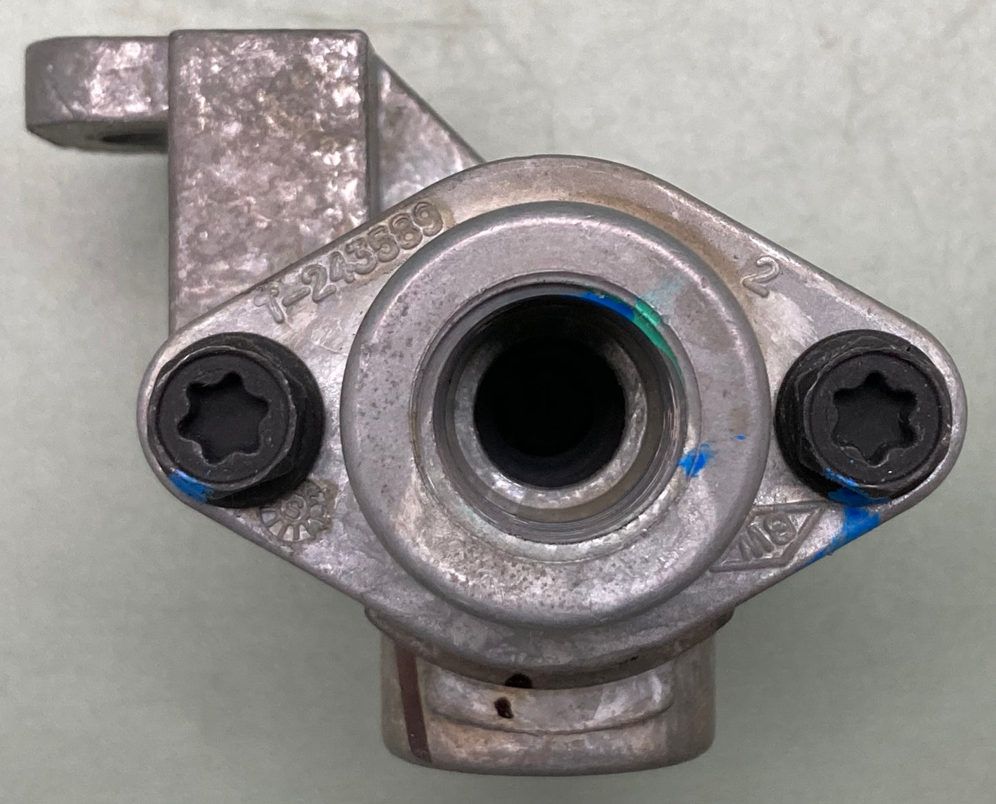 New Genuine Volvo 1577392 DBL Check Valve