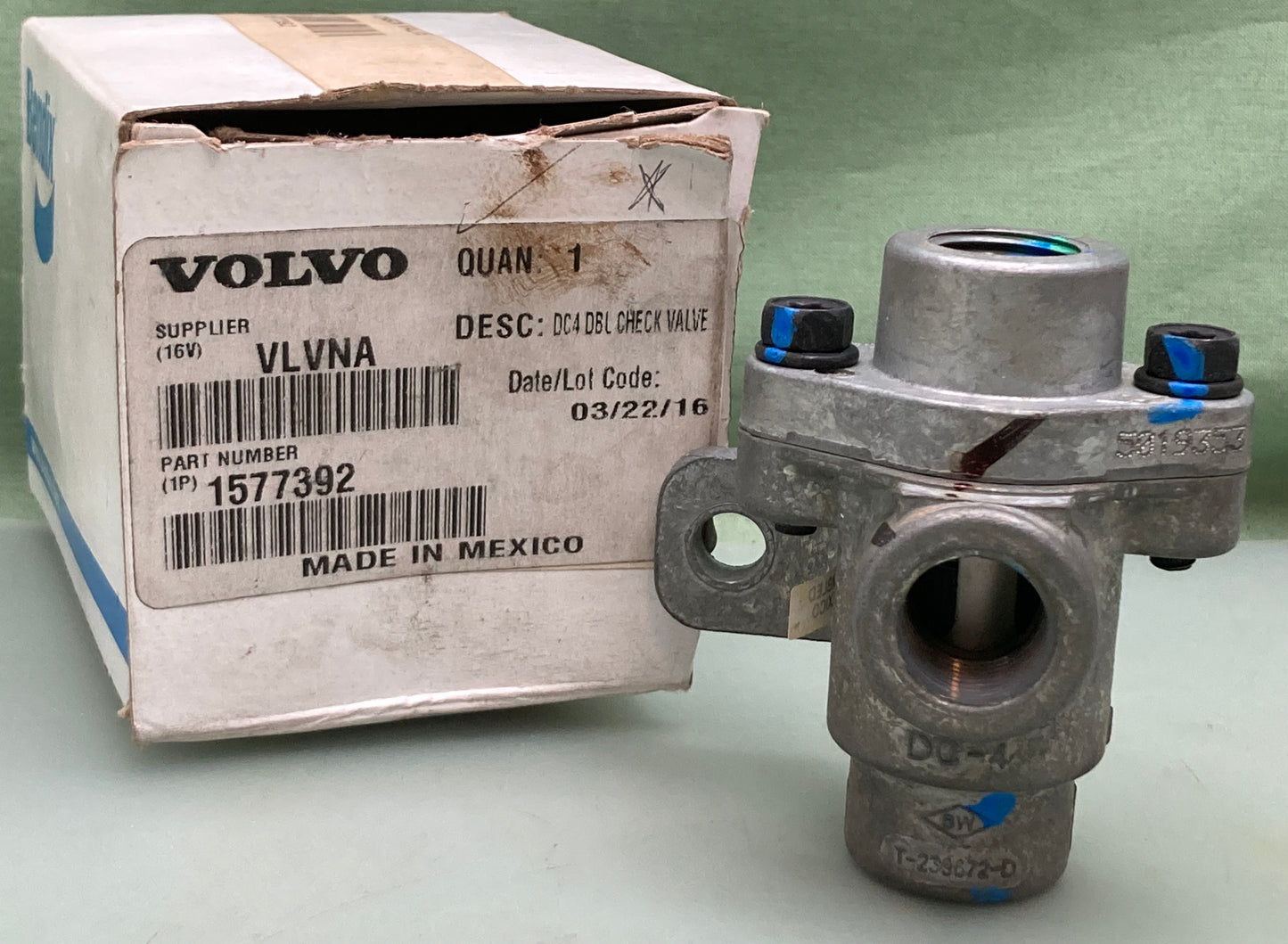 New Genuine Volvo 1577392 DBL Check Valve