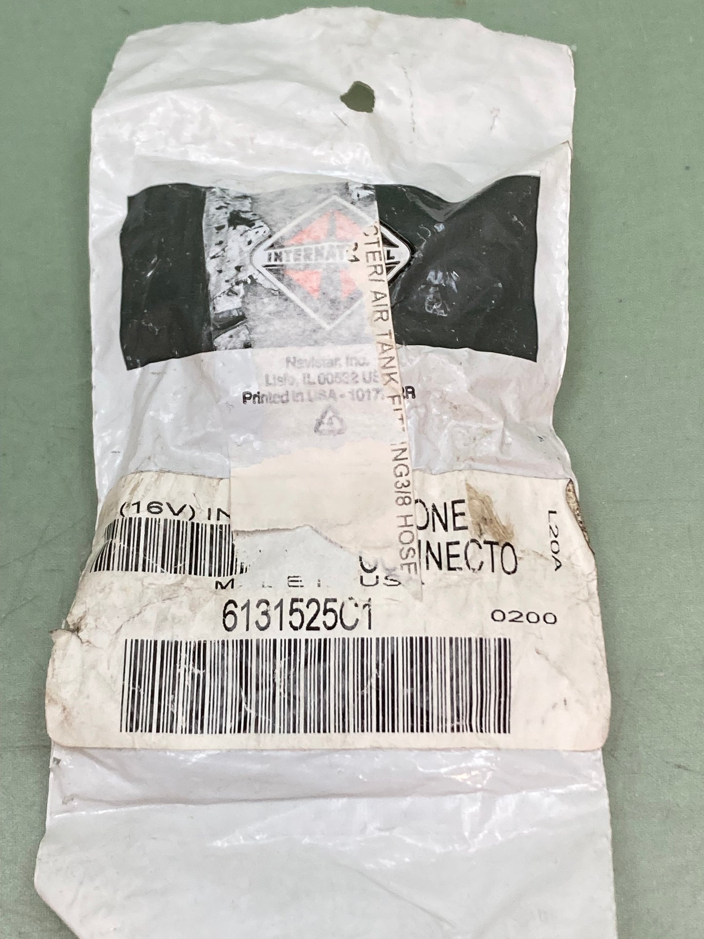 New Genuine International 6131525C1 Connector, Ma22 Male