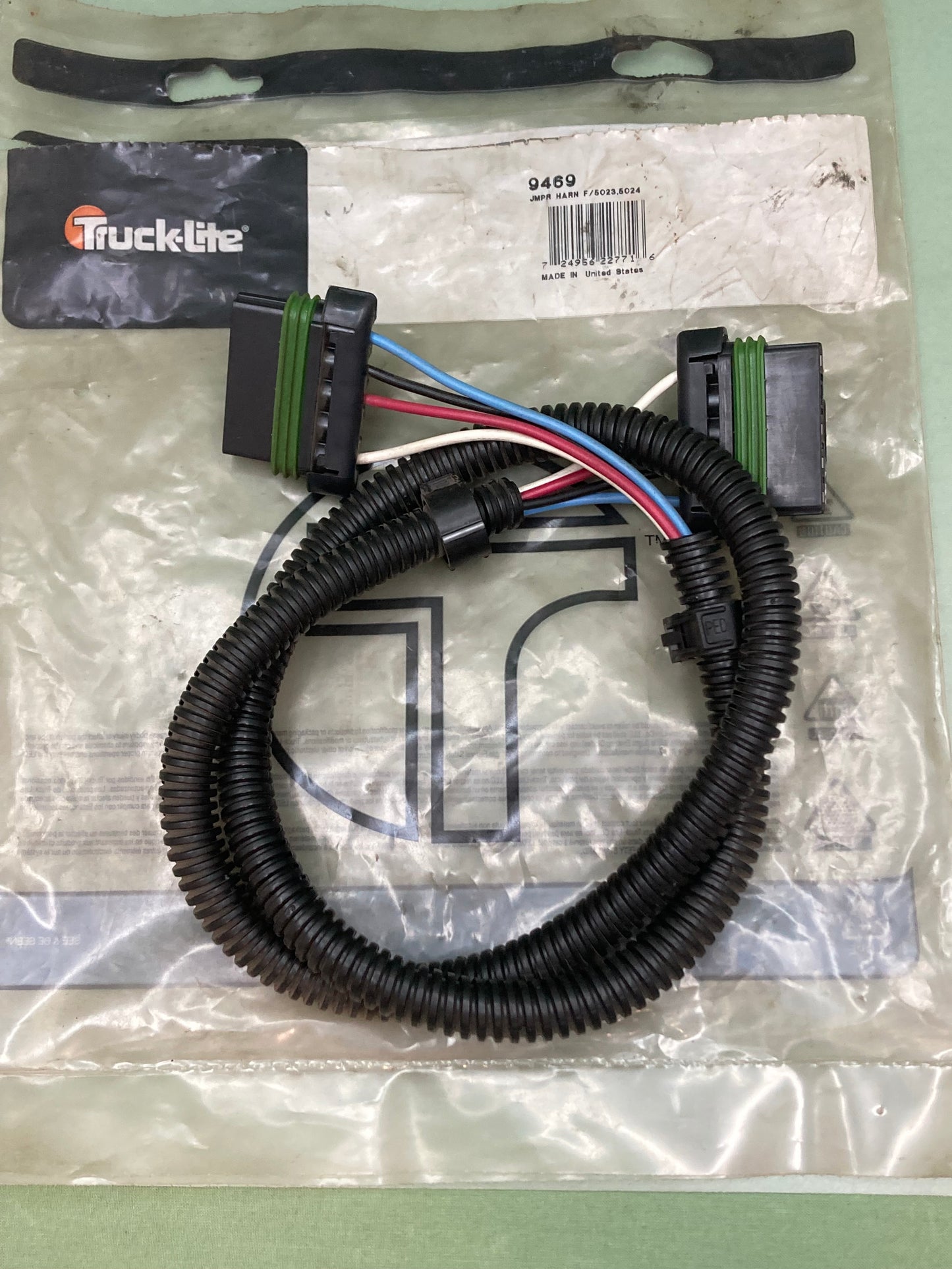 New Genuine Truck Lite 9469 HARNESS