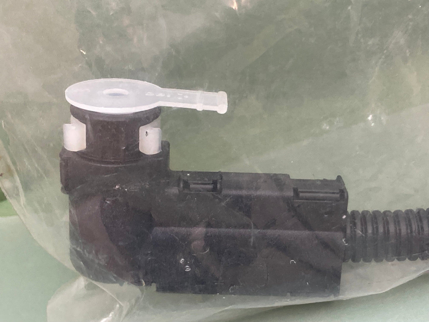 New Genuine Volvo 21483644 Multi-Purpose Hose