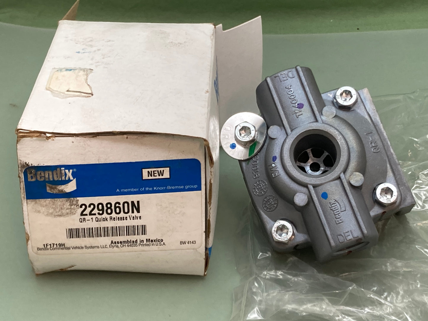New Genuine Bendix 229860N VALVE, RELEASE