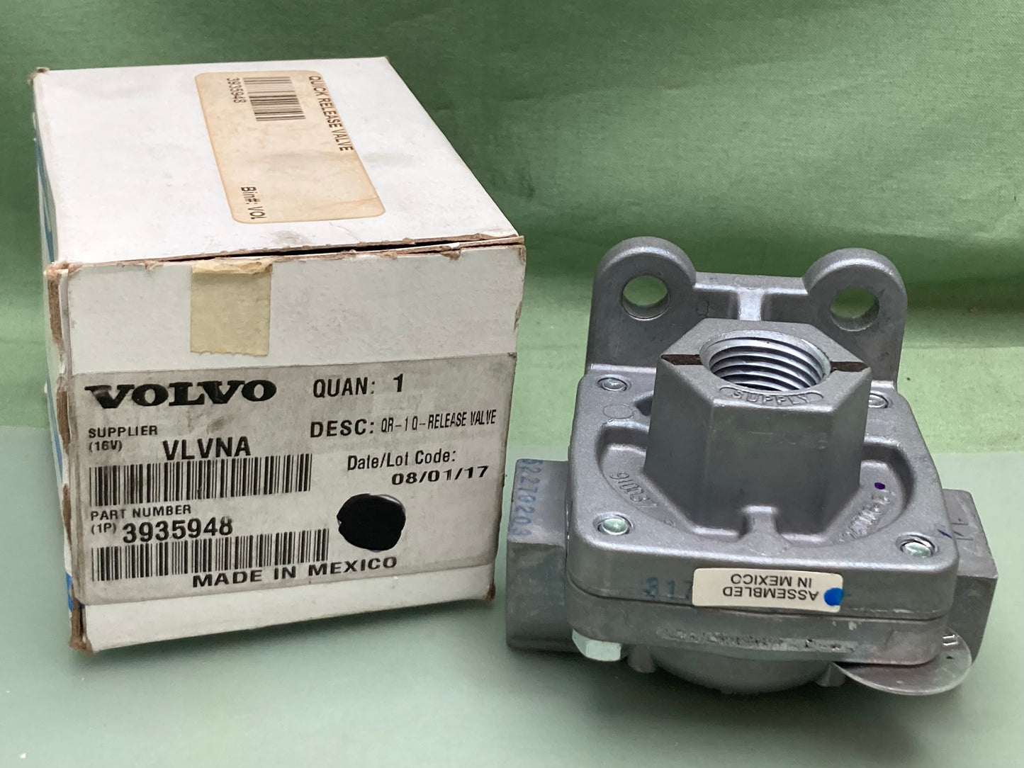 New Genuine Volvo 3935948 Release Valve