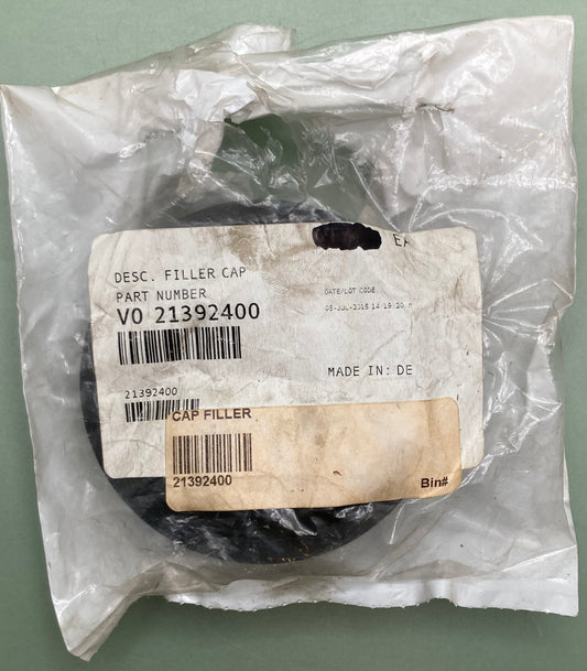New Genuine Volvo 21392400 Filler Cap