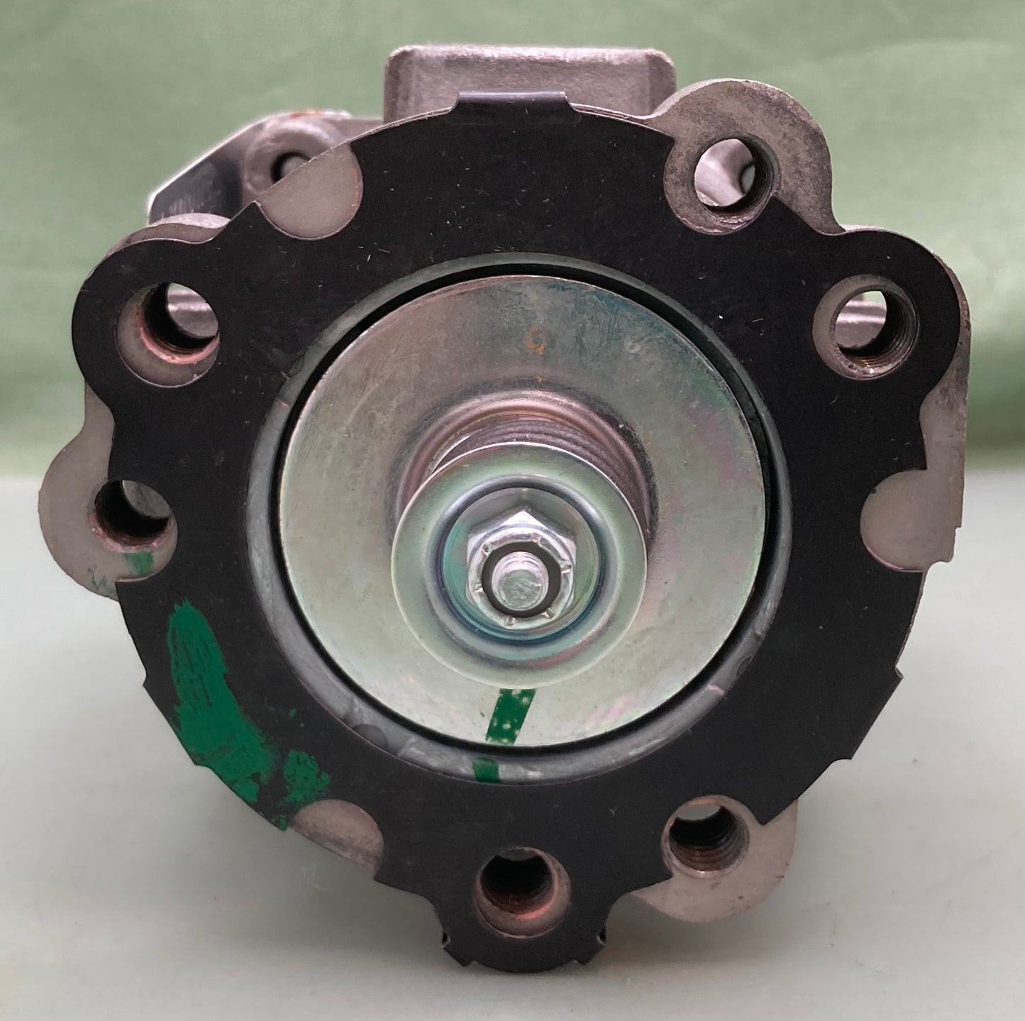 New Genuine Volvo 85153491 Foot Brake Valve