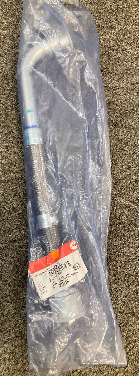 New Genuine Cummins 3067993 Connection, Turbocharge Oil Drain