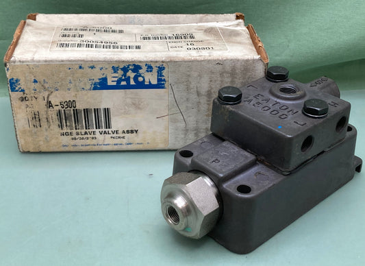 New Genuine Eaton A-5000 Manual Transmission Range Valve