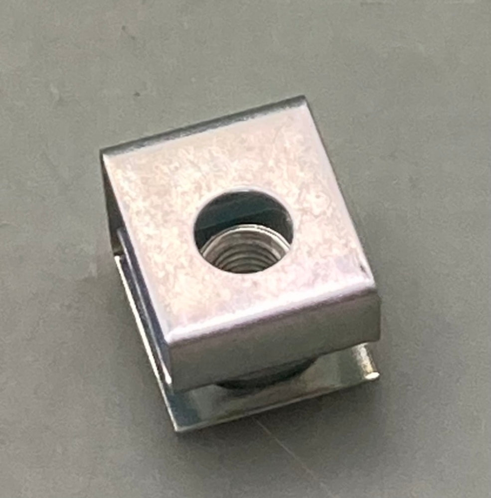 CNH  393209A1 Nut Spring Clip New Genuine