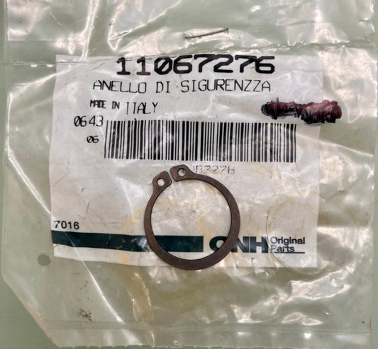 CNH Industrial 11067276 Snap Ring  New Genuine