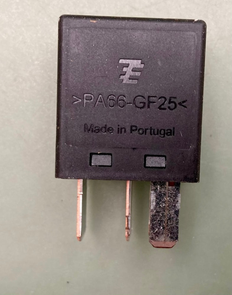 CNH Industrial 84368717 Construction Relay New Genuine