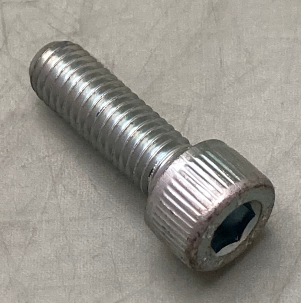 CNH 862-8025 Hex Soc Screw New Genuine
