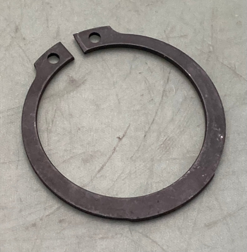 CNH 370006 Ring Snap New Replaces