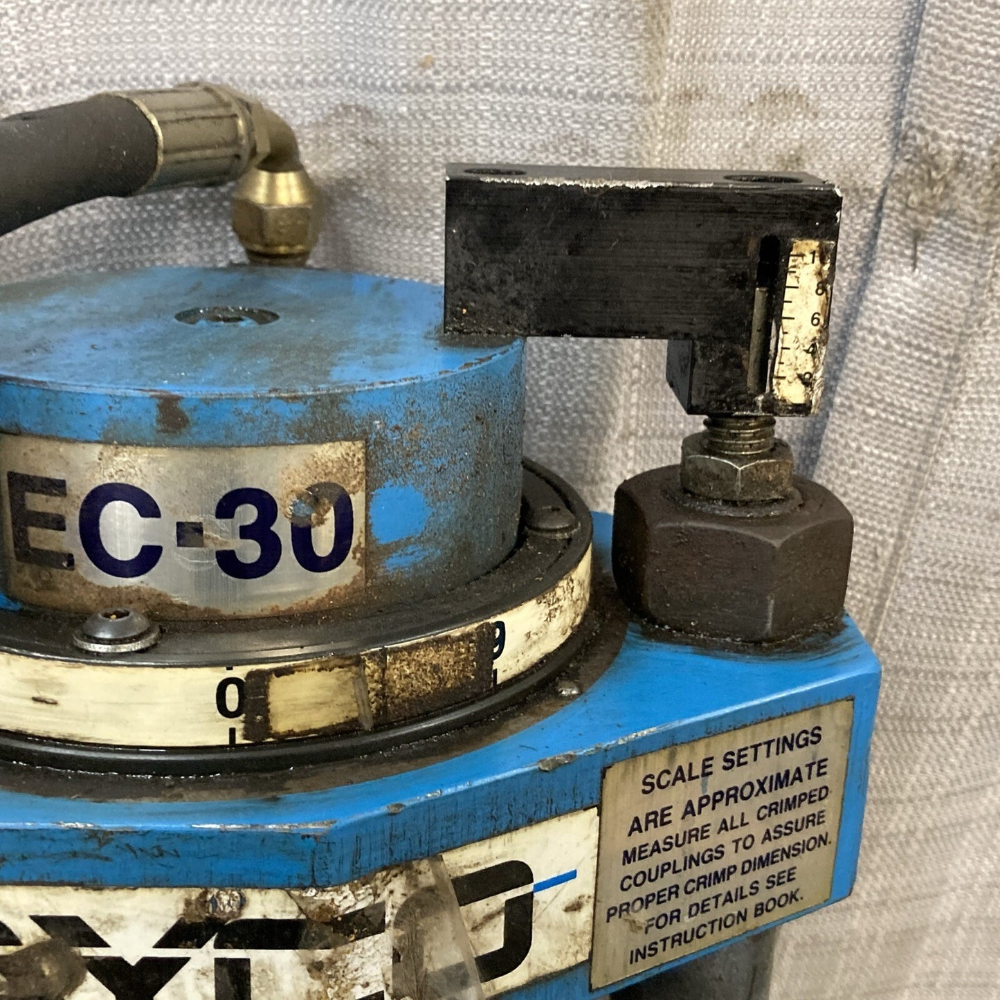 Genuine Dayco EC-30 Hydraulic Crimper