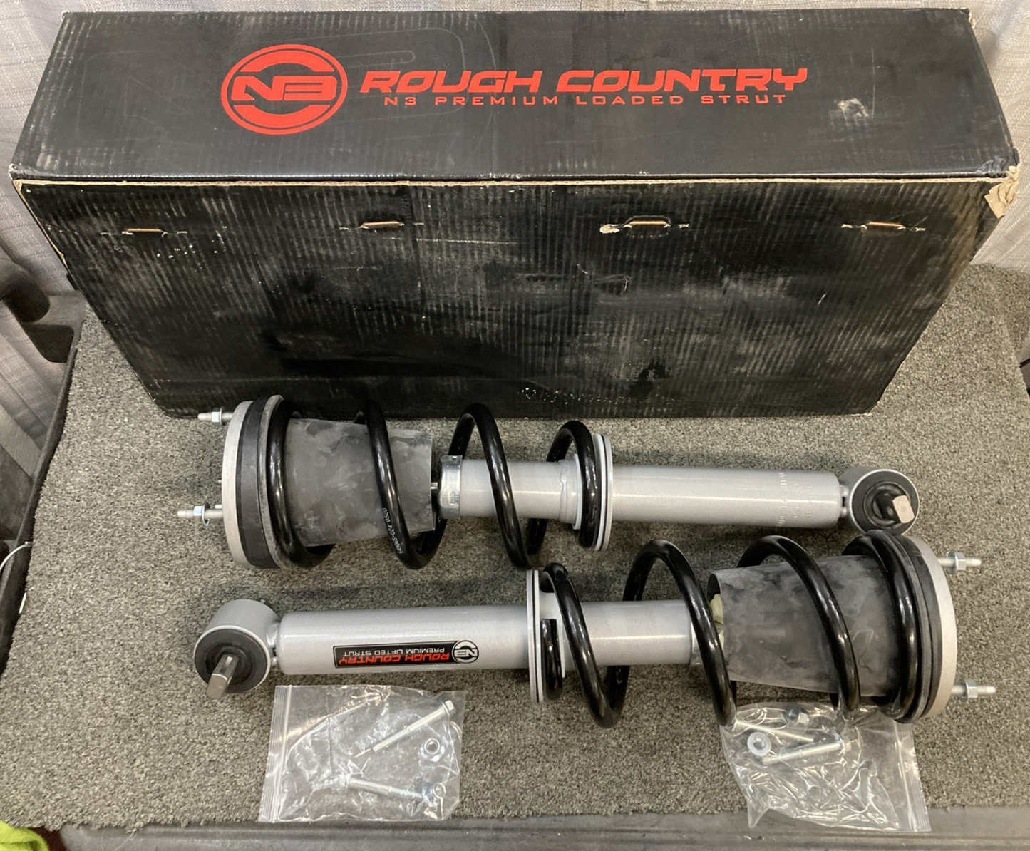 New Genuine Rough Country 501065 2" Loaded N3 Leveling Struts
