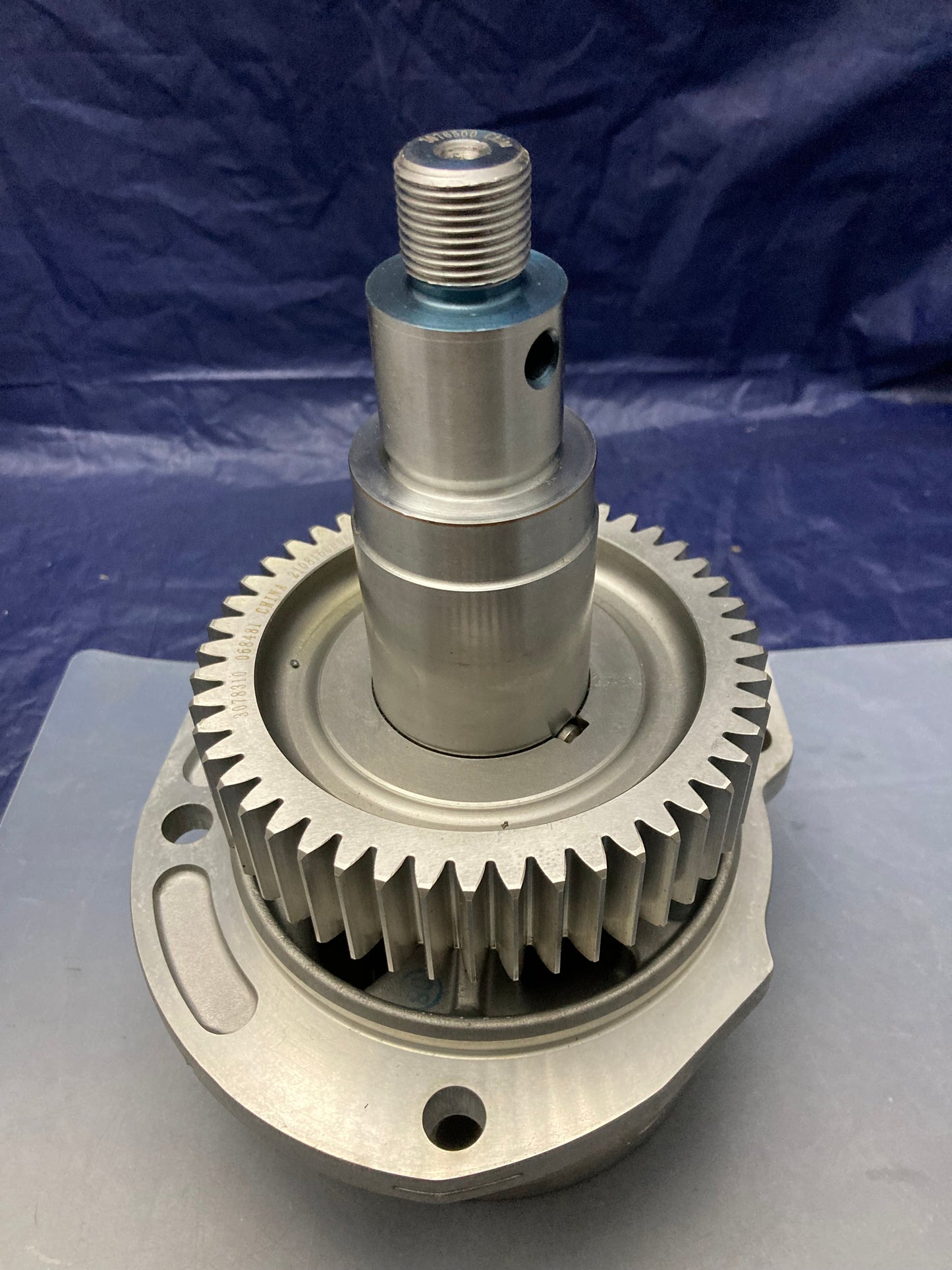 New Genuine Cummins 3078307 Engine Accessory Drive Shaft