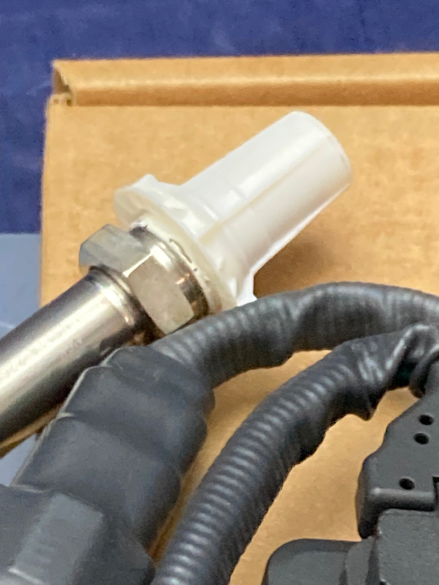New Genuine Cummins 4326873RX NOx Sensor