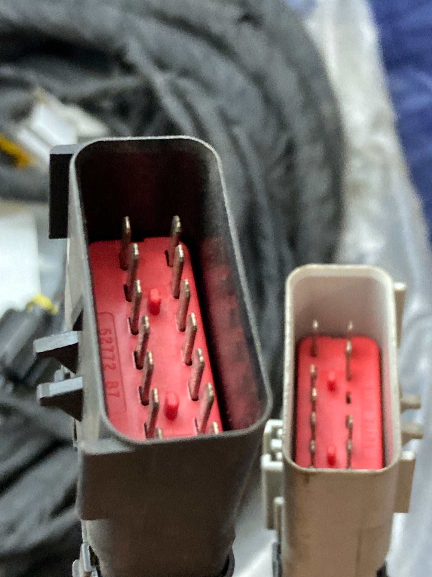 New Replaces Volvo 20734425 Wiring Harness