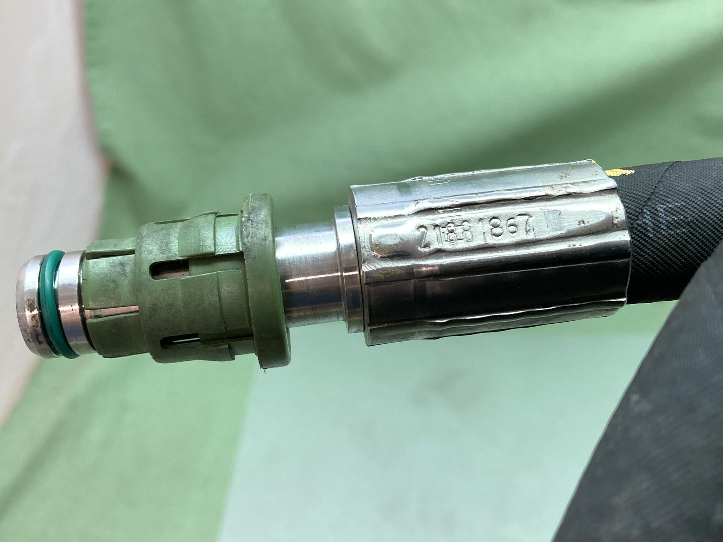 New Replaces Volvo 21881867 Hose