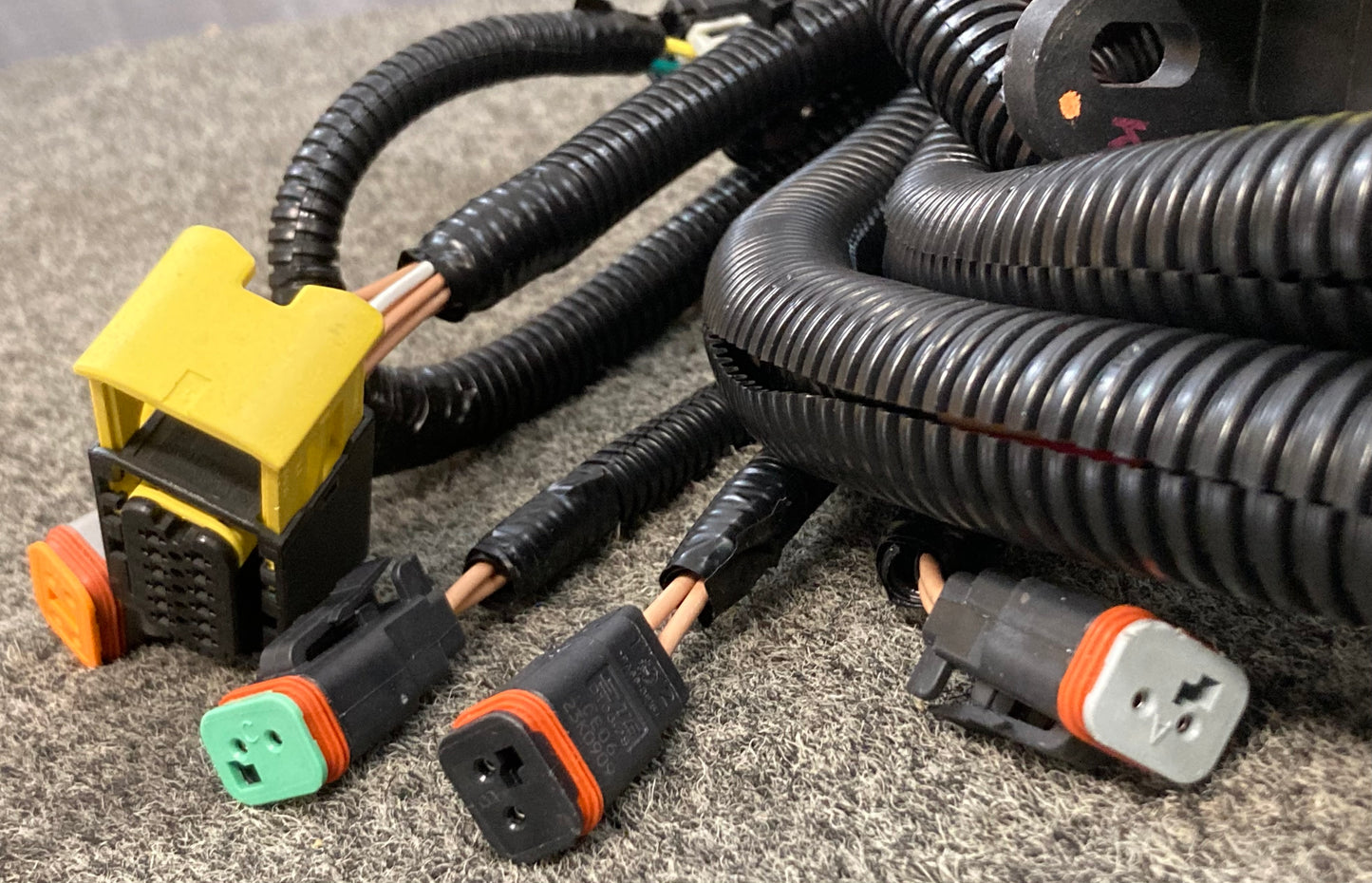 New Genuine International 3991596C98 Jumper Wiring Harness