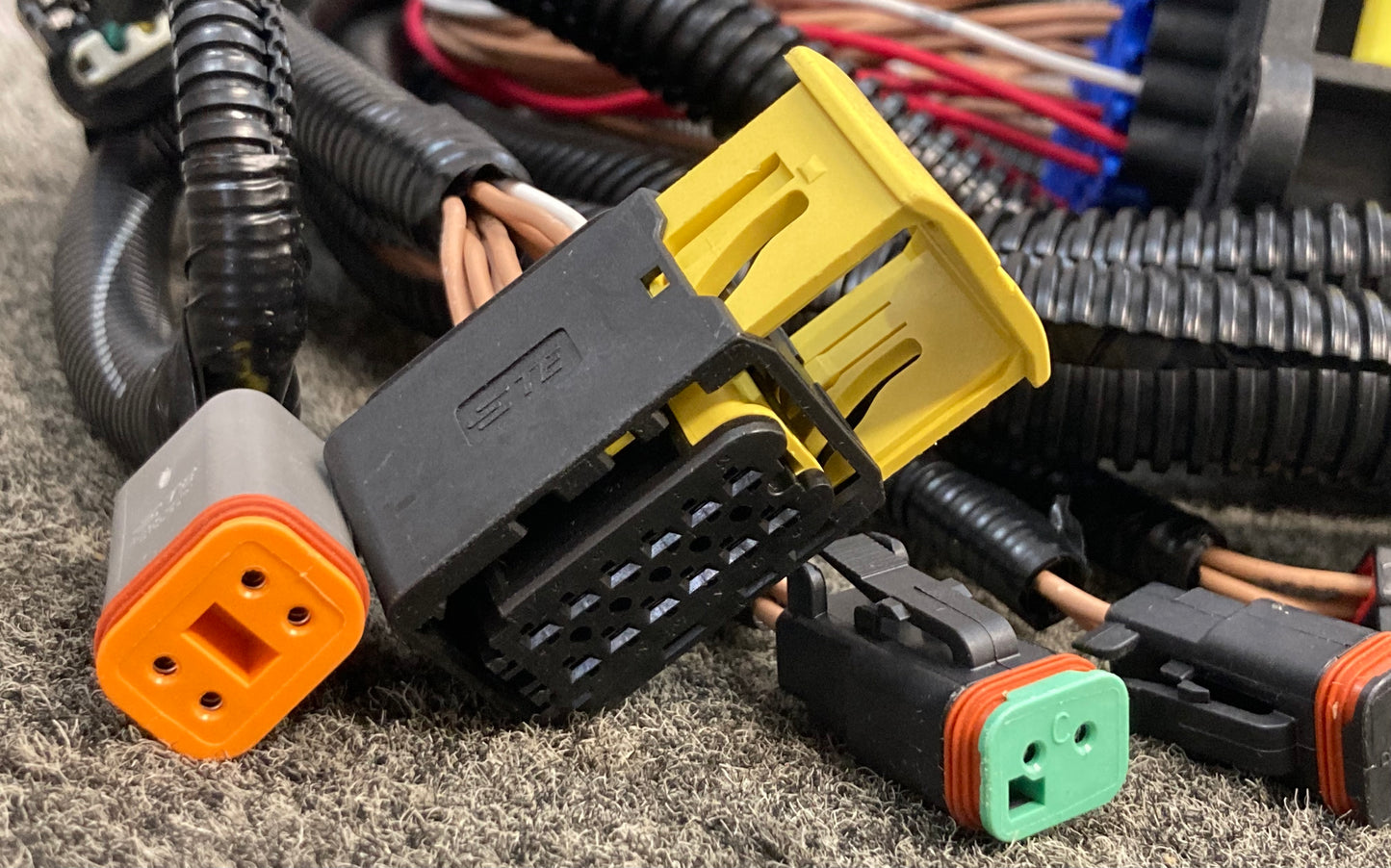 New Genuine International 3991596C98 Jumper Wiring Harness