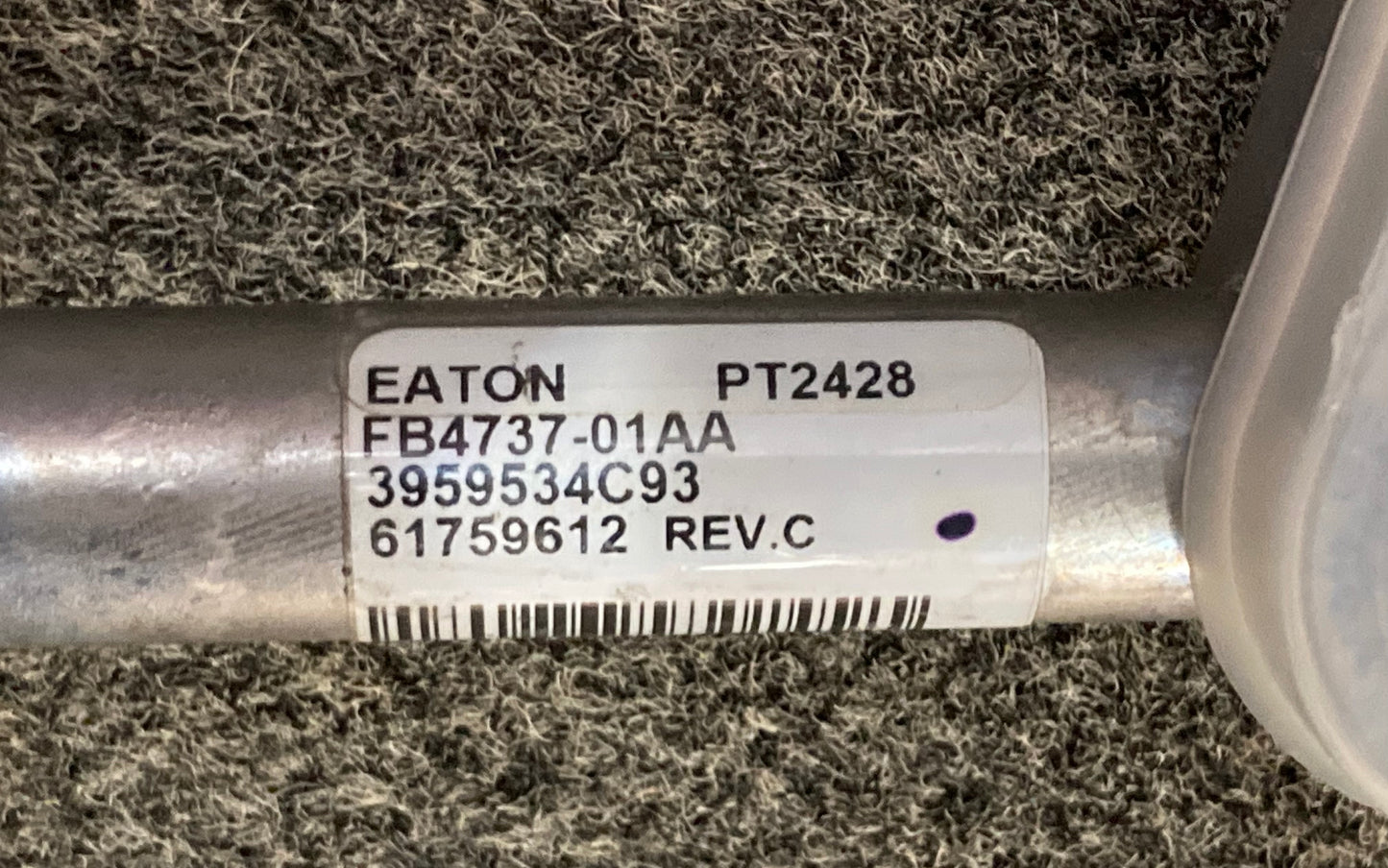 New Genuine International 3959534C93 Hose, A/C, Evap to Comp-Sleep