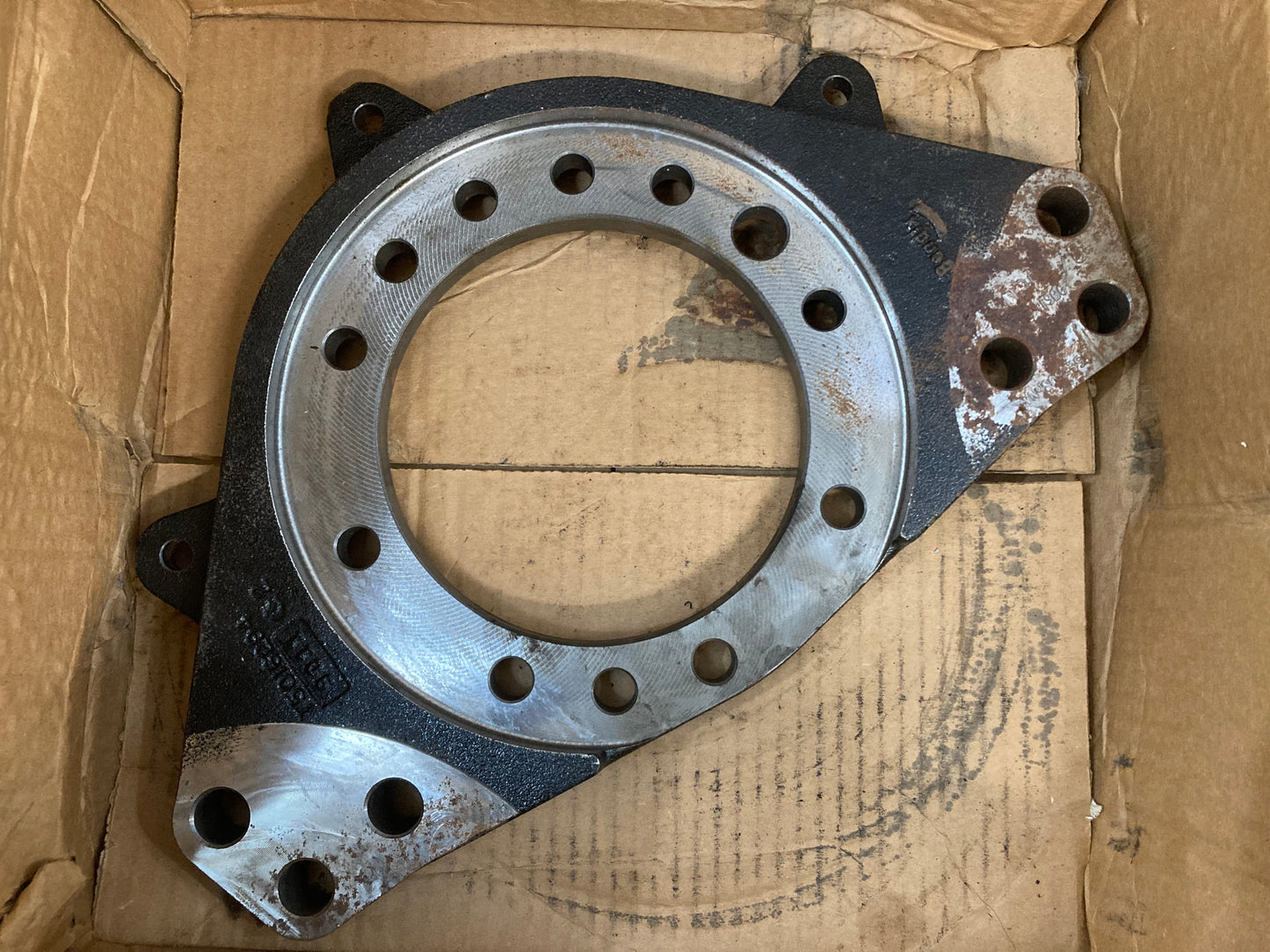 New Genuine Volvo 21198665 Anchor Plate