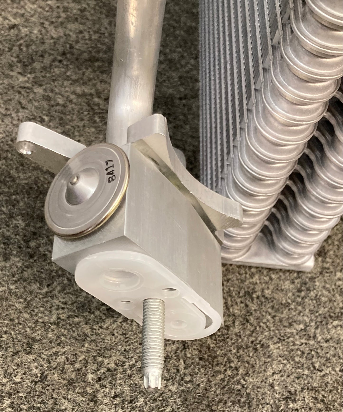 New Genuine International 4079757C92 Evaporator - Right - Assy