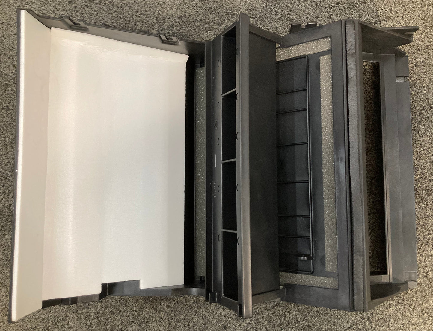 New Genuine International 2503729C2 Door, Blend Service Assy