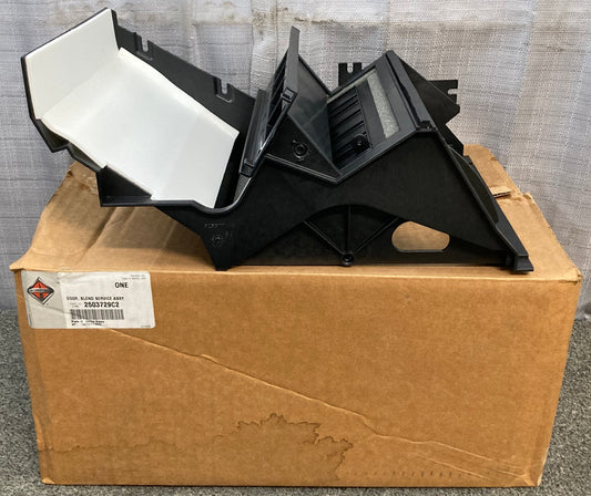 New Genuine International 2503729C2 Door, Blend Service Assy