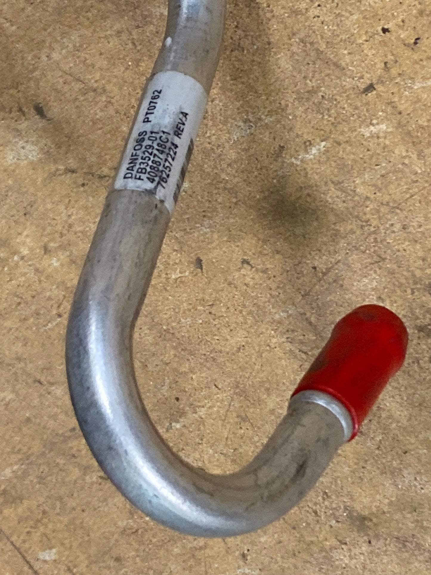 New Genuine International 597005C93 HOSE,HEATER, ASSY
