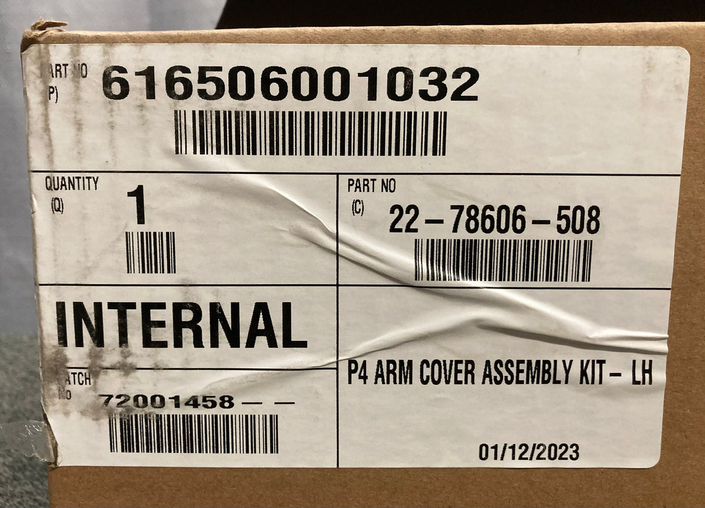 New Genuine Freightliner 22-78606-508 P4 Arm Cover Assembly Kit LH  616506001032