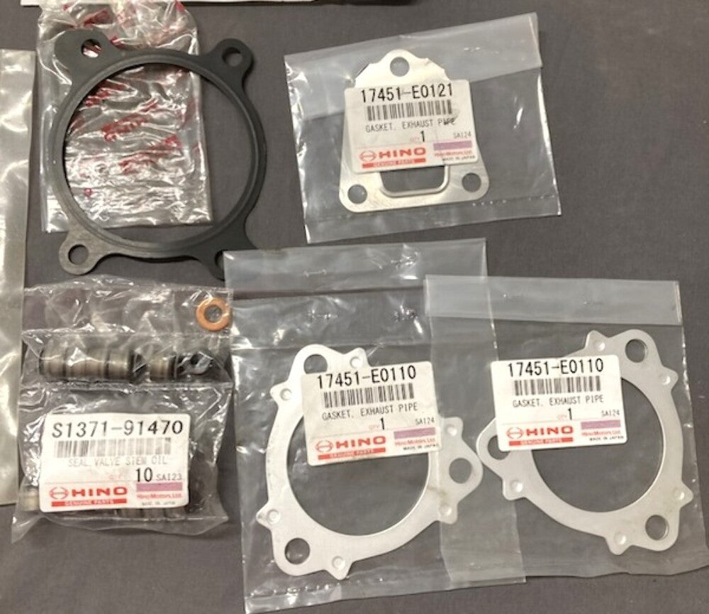 Hino 04111-E0E24 Engine Gasket Kit New Genuine Incomplete Kit
