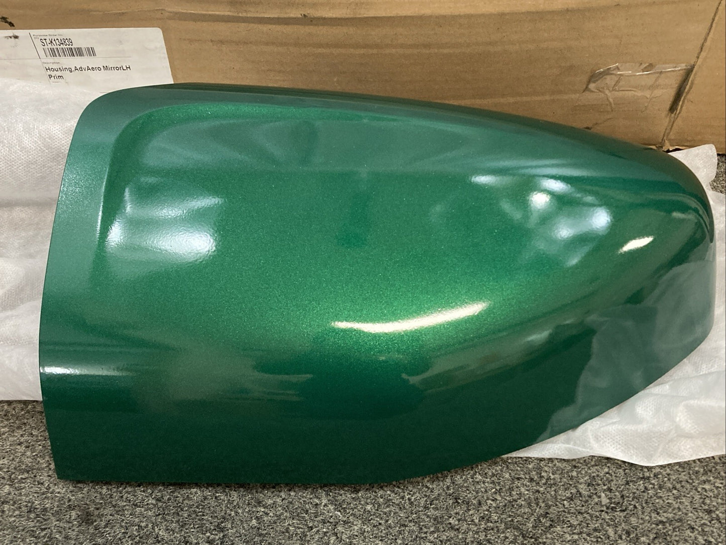 New Genuine Paccar R22-6355-1000 Housing Mirror Aero Lh Peterbilt