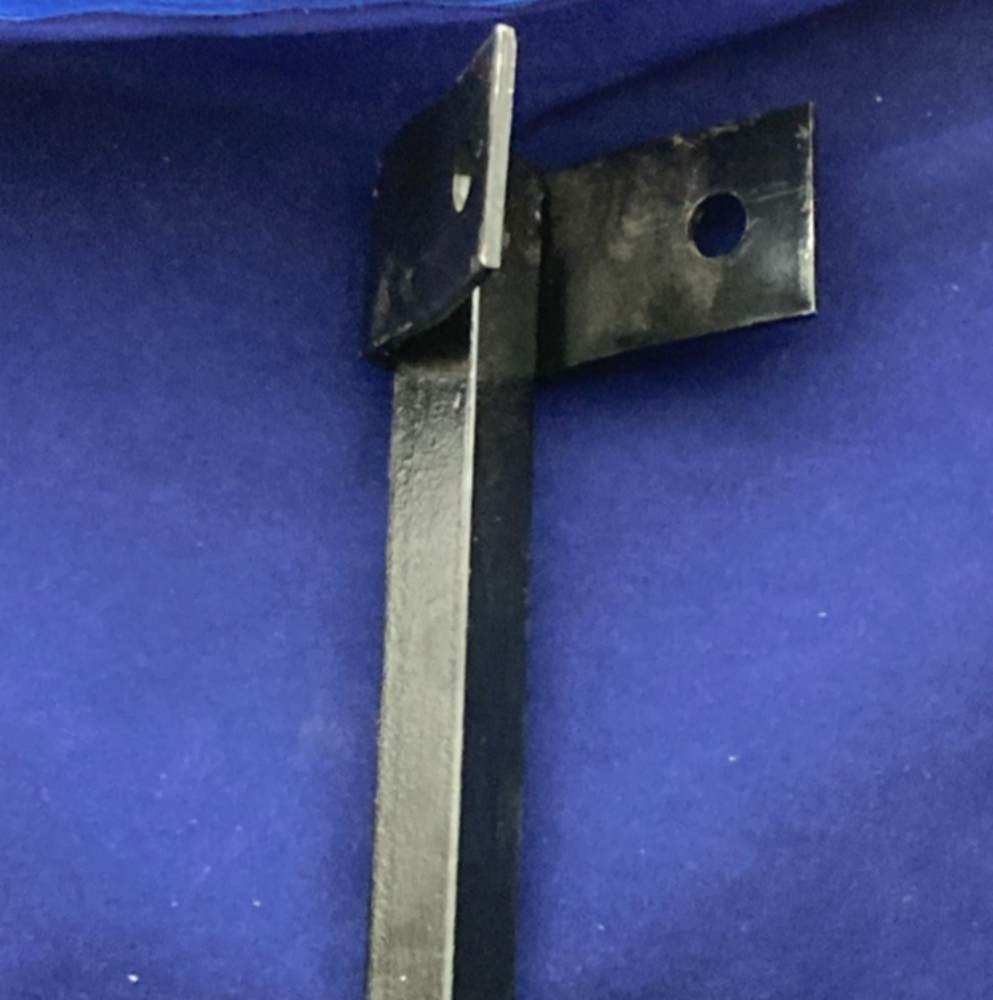 New Replaces Fleet Engineers 034-00429 Mud Flap Bracket, 5/8 Straight Bar Type,