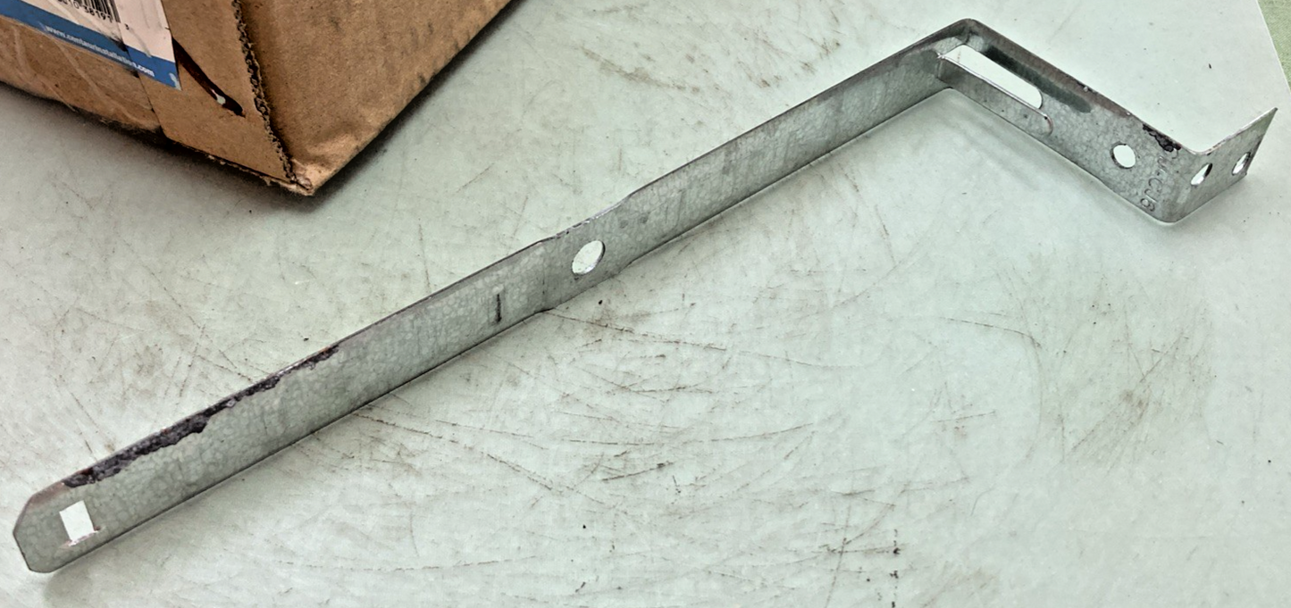 Pk 100 New Genuine Centaur CM-CJ6 Wall Stud Cable Support