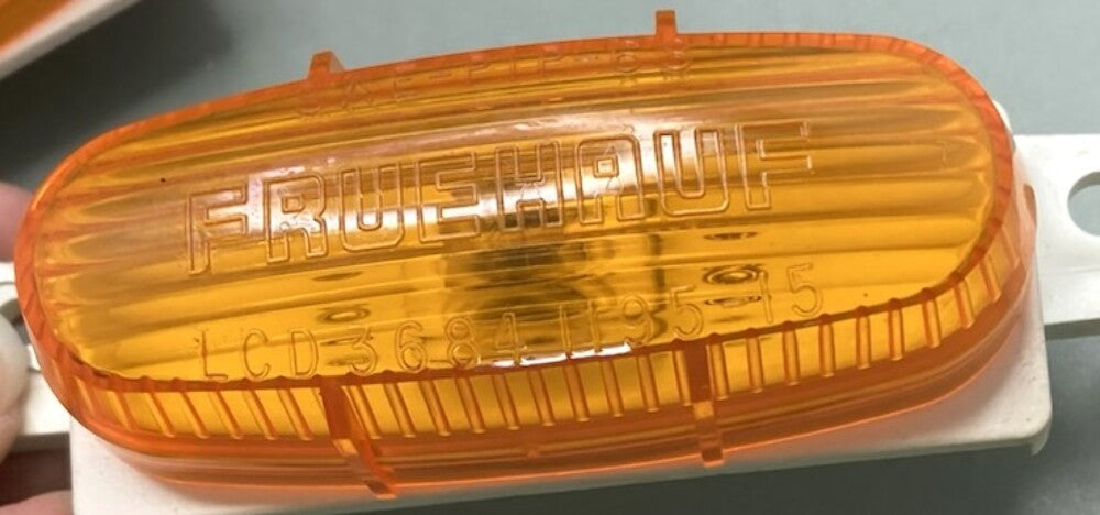 Fruehauf LCD 3684 1195-15 Amber Side Marker Light Set SAE-PIP-68 PM 95 New Gen.