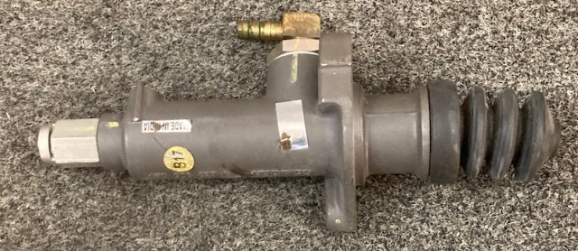 Meritor S400-850-904-0 CLUTCH CONTROL - MASTER CYLINDER Wabco New Genuine