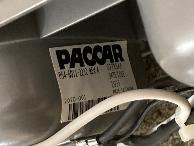 Paccar P54-6011-2212 EXTERIOR DOOR LIGHT New Genuine