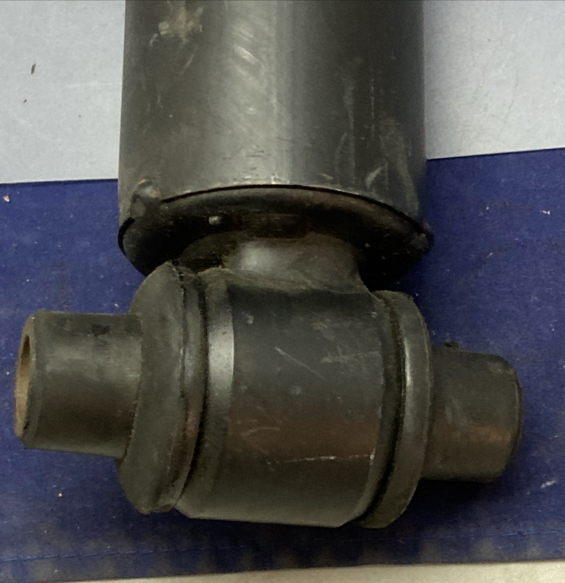 New Genuine Volvo 20551628 Shock Absorber