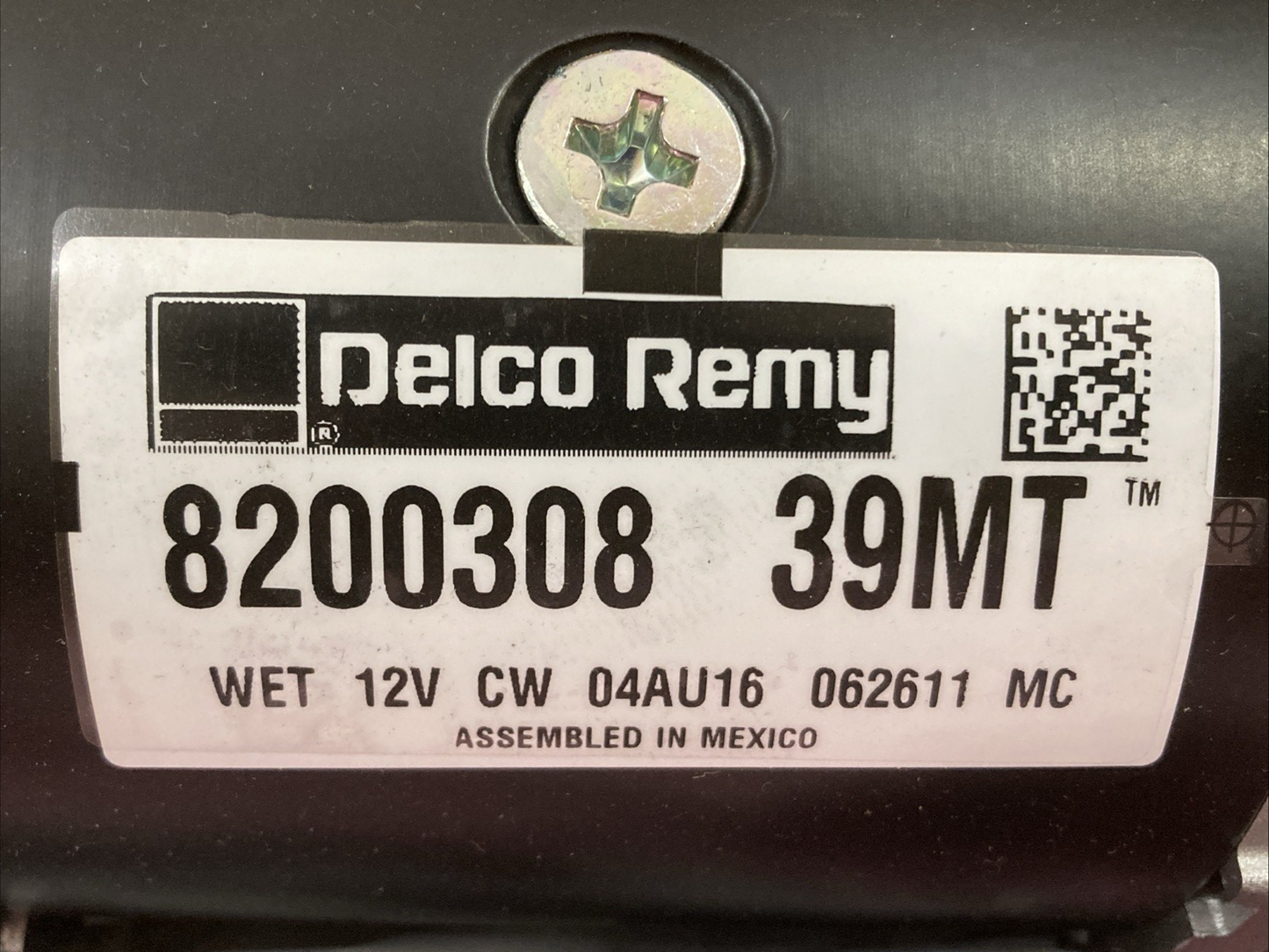 New Genuine Delco Remy 8200308 Starter Motor 39MT Model, 12V, SAE 3 Mounting 11T