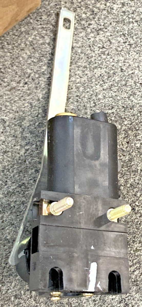 New Genuine Link H01501HVS Height Control Valve Kit